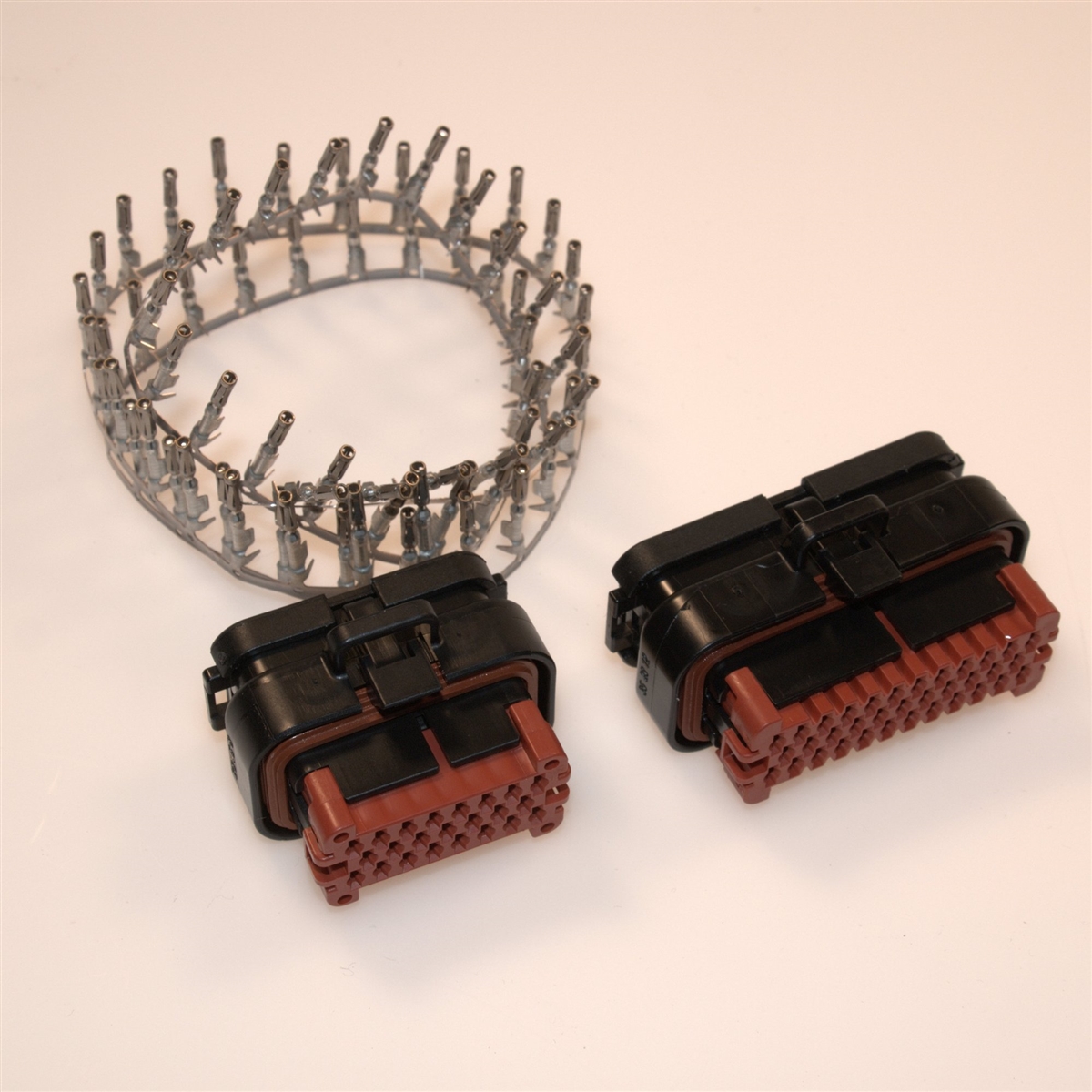 Rywire.com - HP8441 Powerbox - Fuseless & Relayless power distribution